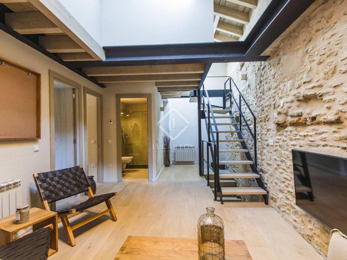 Age Villa